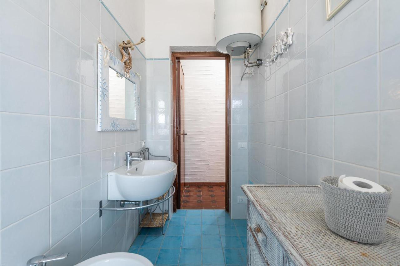 Вилла Casa Nicoleup Porto Columbu - Perd'E Sali Экстерьер фото
